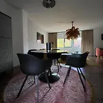 Apartment Design-appartement Im Zentrum *