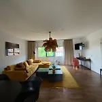 Apartment Design-appartement Im Zentrum