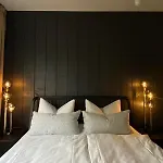 Design-appartement Im Zentrum Apartment