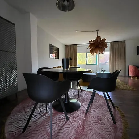 Lejlighed Design-appartement Im Zentrum *