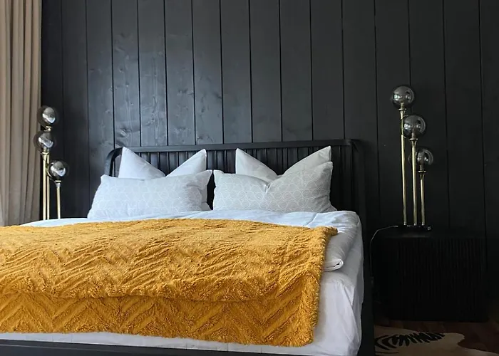 Design-appartement Im Zentrum * Schwerin (Mecklenburg-Vorpommern)